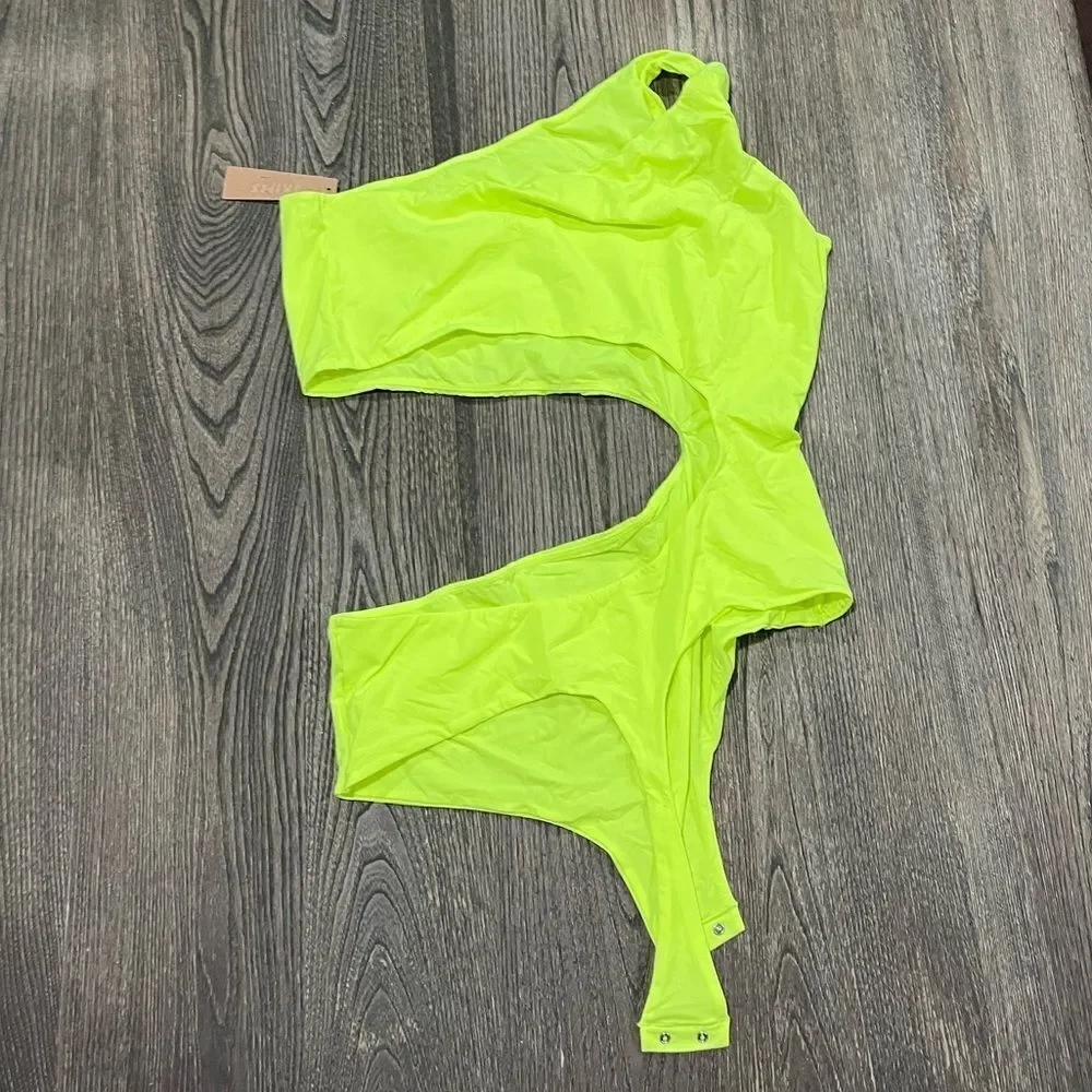 NWT Skims Fits Everybody One Shoulder Cut Out Bodysuit Green Highlighter Size 4X